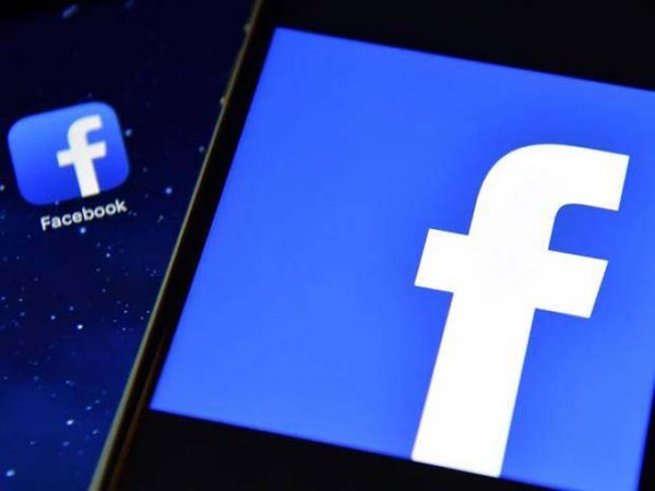 Юзеры жалуются на сбой в работе мессенджера Facebook