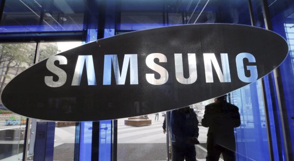 В Samsung намекнули на создание новых устройств - Galaxy Watch и Galaxy Fit