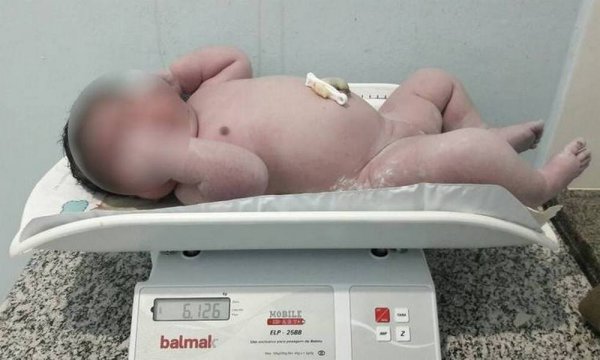 В Португалии на свет появился 6-килограммовый младенец