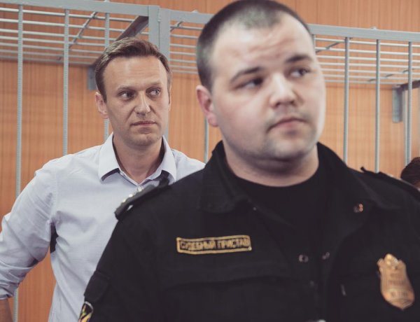 «Я не ваш раб»: Навальный прокомментировал задержание за акцию 5 мая