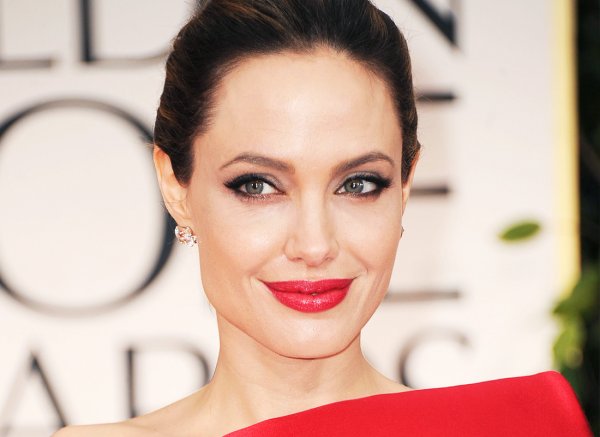 Анджелина Джоли опровергла роман с коллегой по «Малефисенте-2»