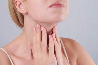 Медики напомнили о симптомах нарушения работы щитовидки