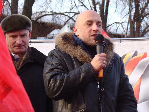 Прилепин пообещал отомстить за смерть Олега Мамиева