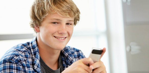 Эксперты рассказали, как подростки с помощью калькулятора смотрят эротику на смартфоне