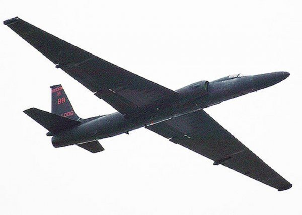 Британский разведывательный самолет засекли у западных границ России