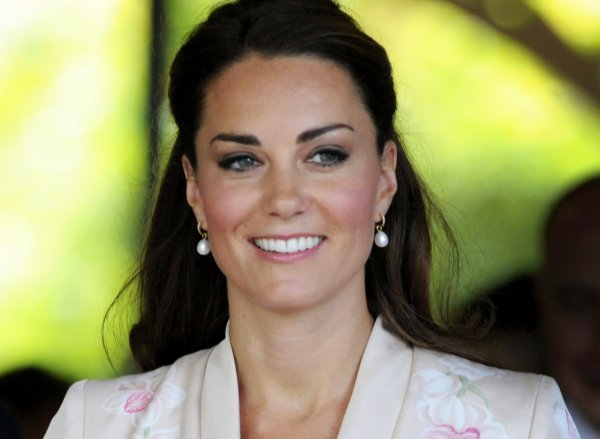 В Сети появились шокирующие снимки Кейт Мидлтон, принца Уильяма и принца Гарри