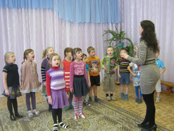 В ХМАО проверят детский сад, где дети пели песню про «дядю Вову»