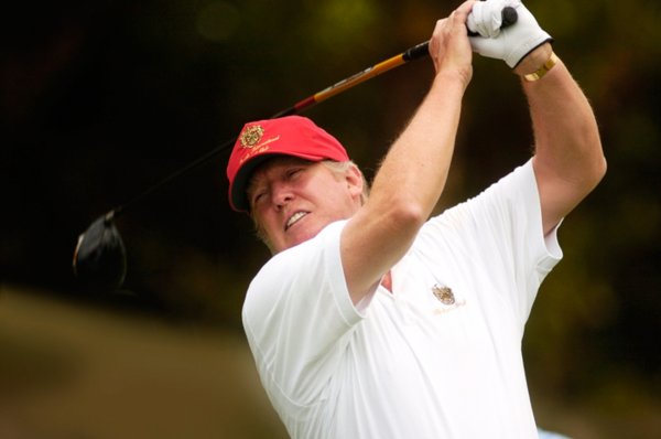 Шотландия заплатит 5 миллионов фунтов стерлингов за игру Дональда Трампа в гольф