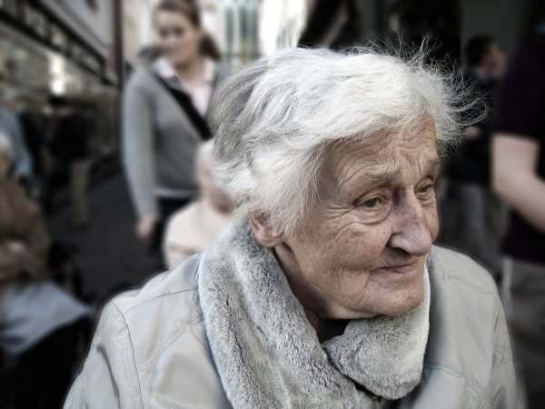Эксперт рассказал, почему пожилые люди увядают, выходя на пенсию