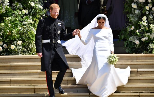 Знаменитый дизайнер назвал свадебное платье Меган Маркл «куском бетона»