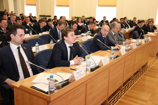 Трое депутатов из Ростова проголосовали против пенсионной реформы