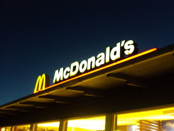 McDonald’s присоединился к программе по созданию стаканчиков для вторичной переработки