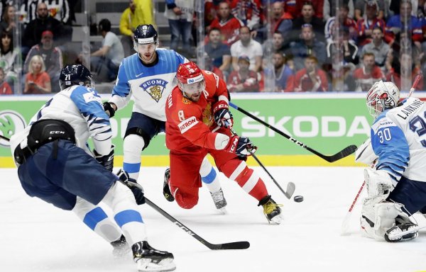 «Наотмечались?». В ЧМ-2019 по хоккею Россия могла проиграть Финляндии из-за выпитого алкоголя